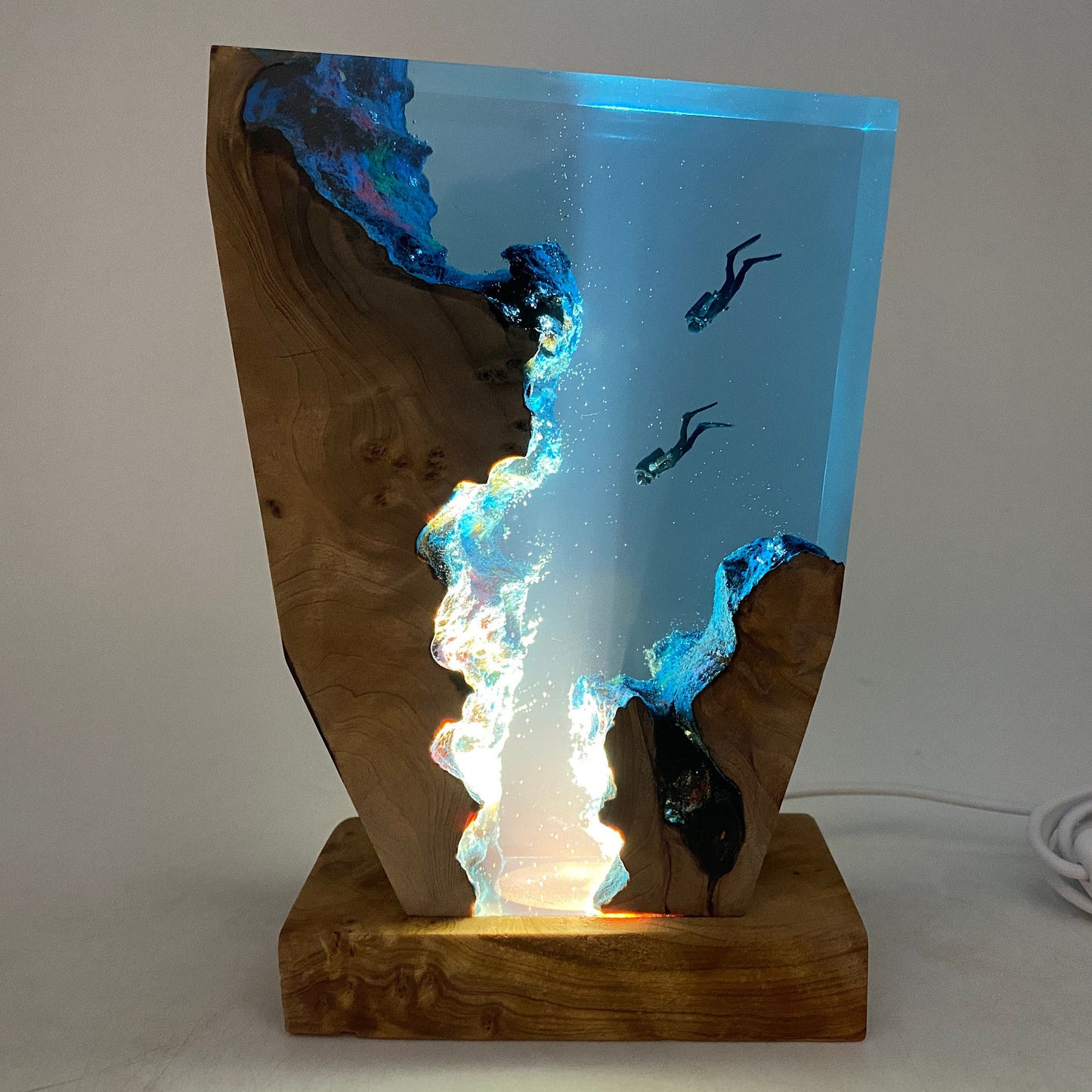 Handmade Scuba Diving Deep Sea Exploration Wooden  Lamp